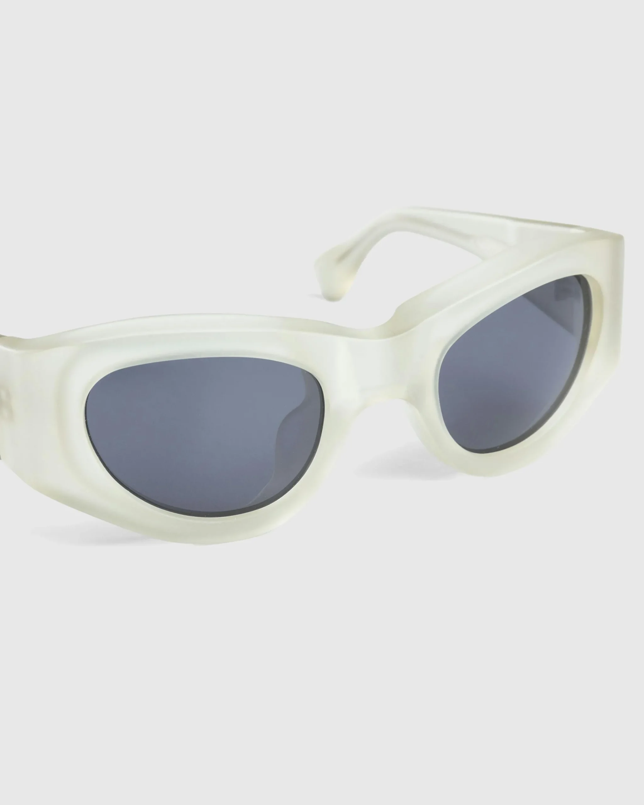 Shop ERL Bro Sunglasses Plastic grey