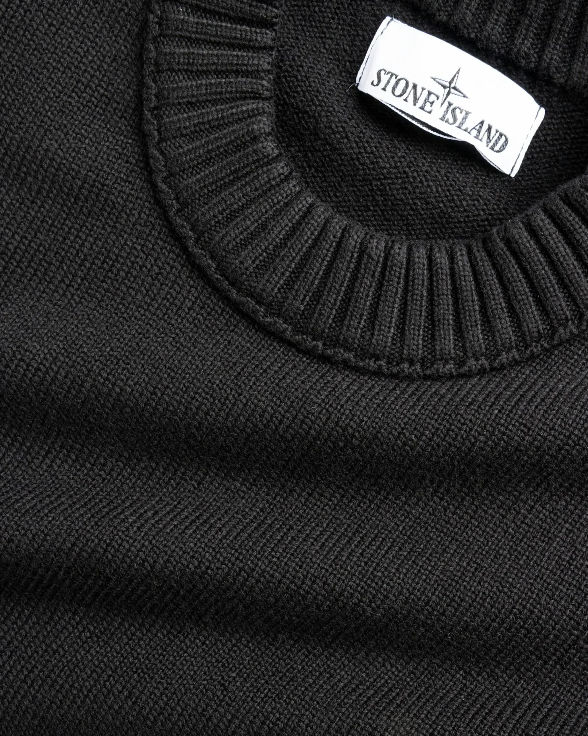 Discount Stone Island Compass Logo Badge Sweater black