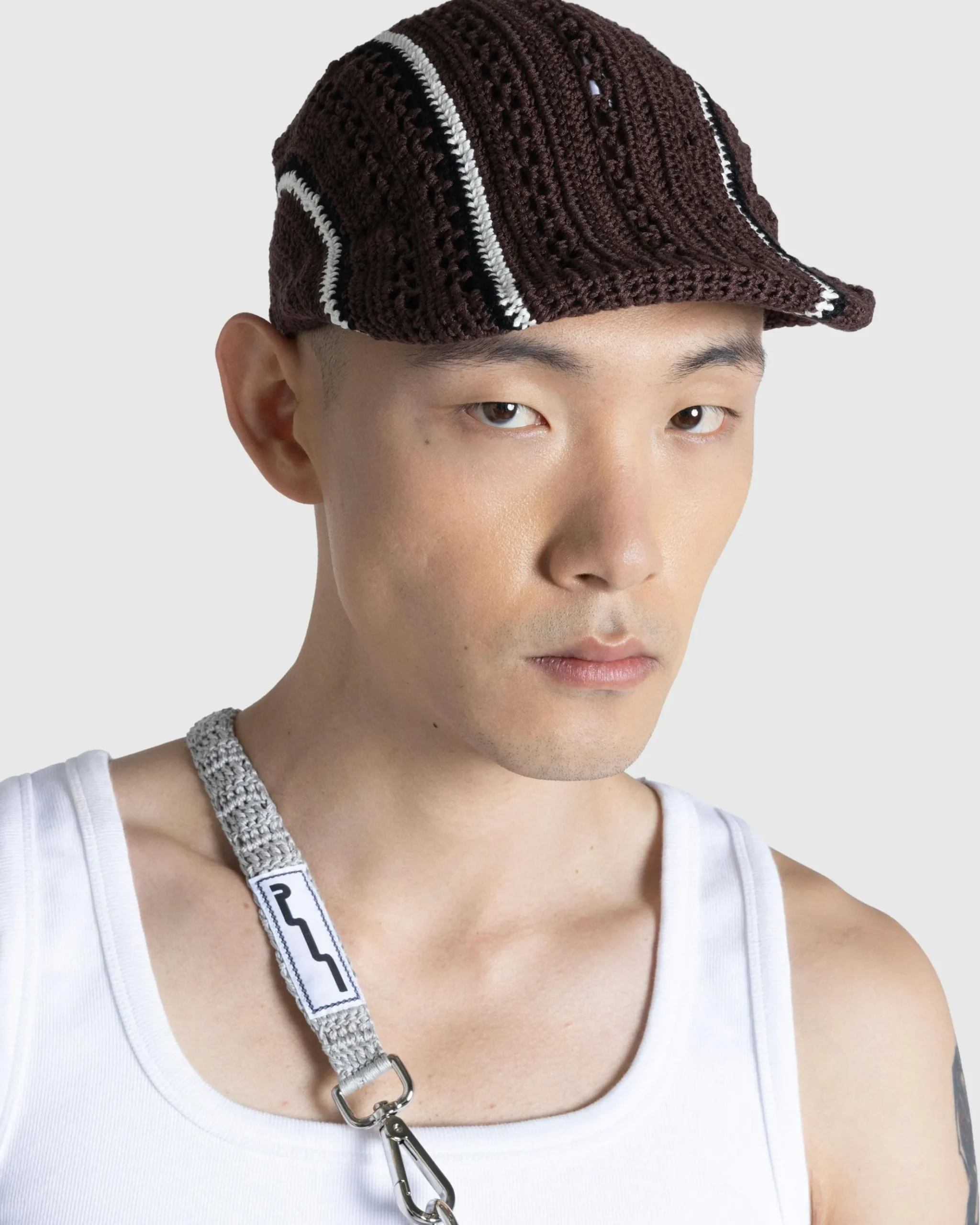Shop SSU Crochet Flat Hat brown/chalk
