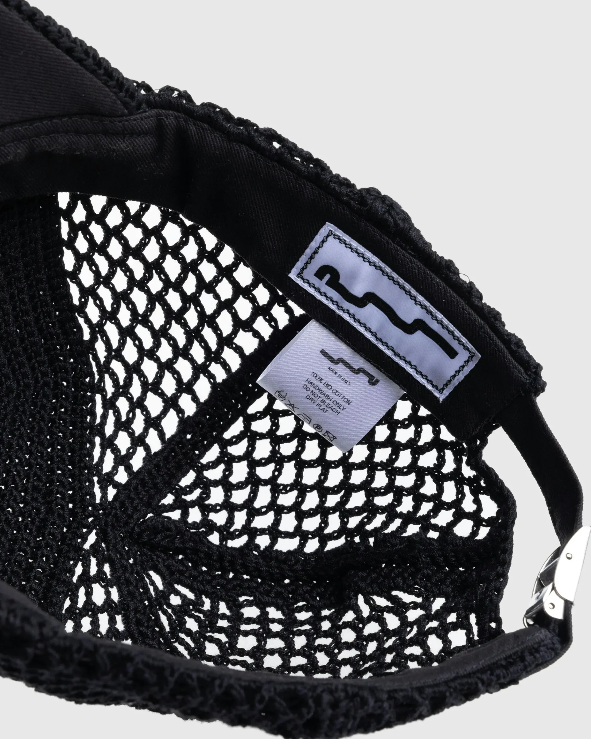 Store SSU Crochet Trucker Hat black