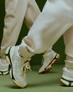 Fashion Lacoste Double-Faced Piqué Sweatpants eggshell