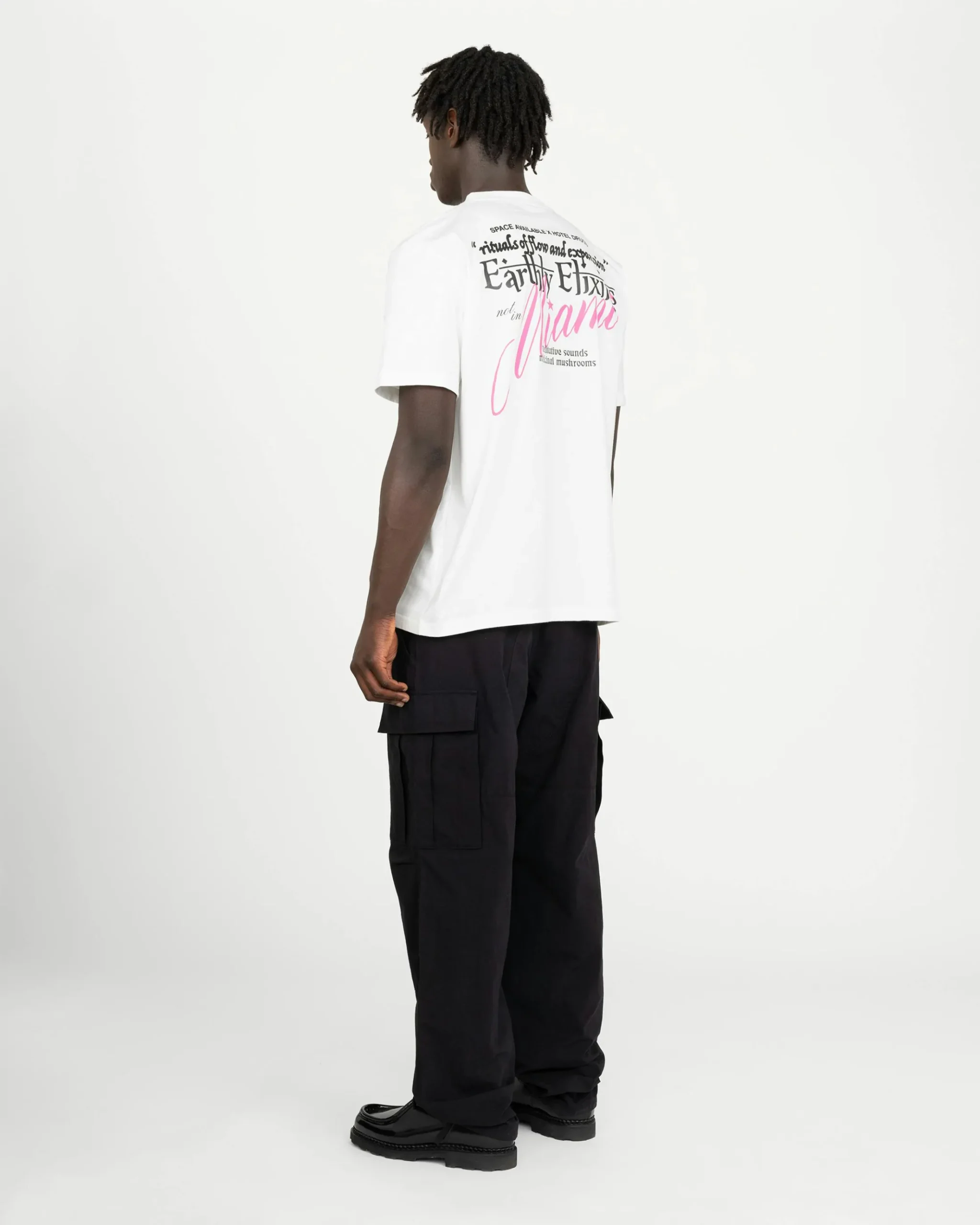 Outlet Space Available Studio Earthily Elixirs T-Shirt white