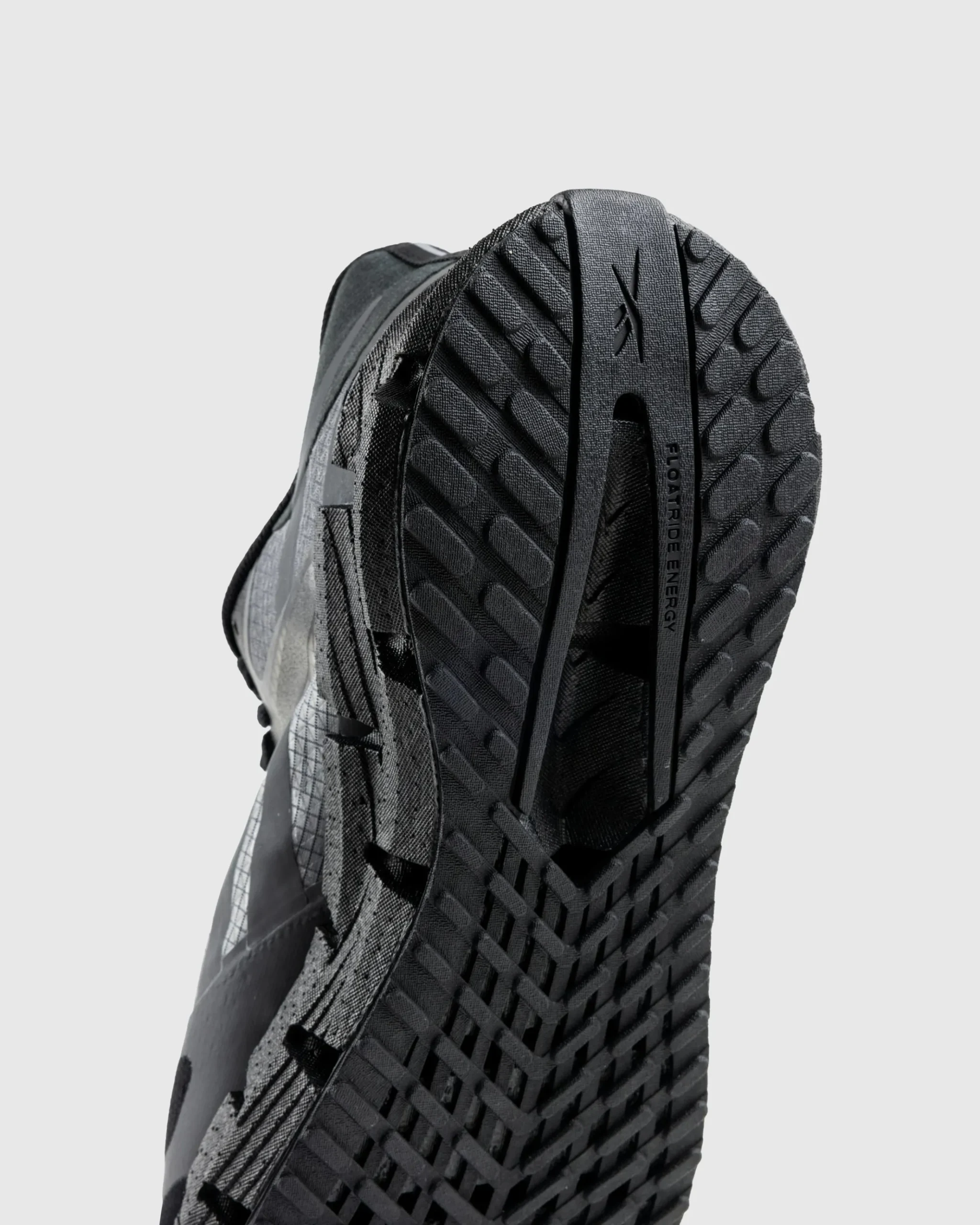 Online Reebok LTD FloatZig Black cblack/puregrey7/dynamicred