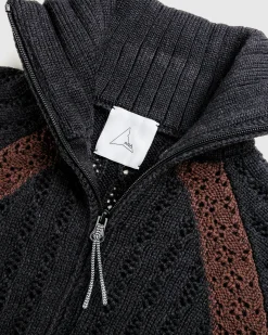 Best Sale ROA Flower Stitch Turtleneck Zip Up black