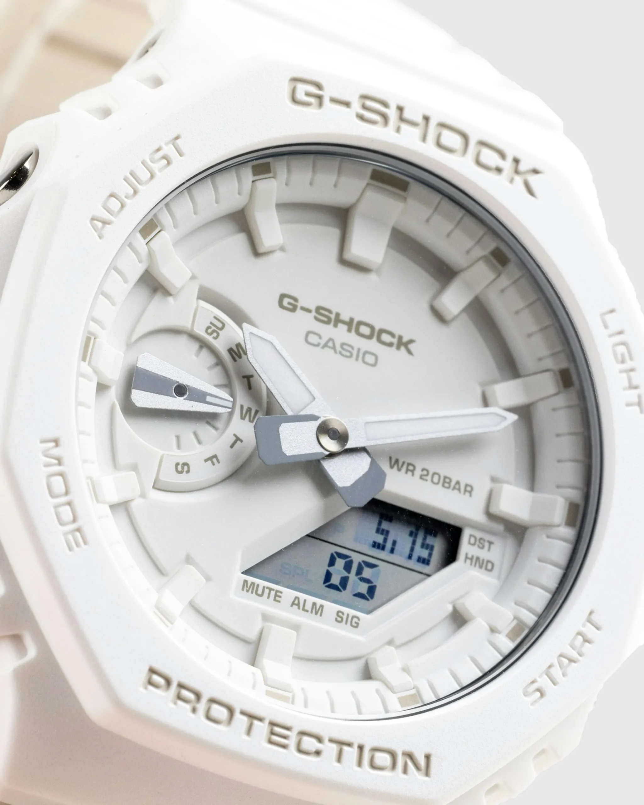 Store Casio G-Shock GA-2100-7A7ER Classic white