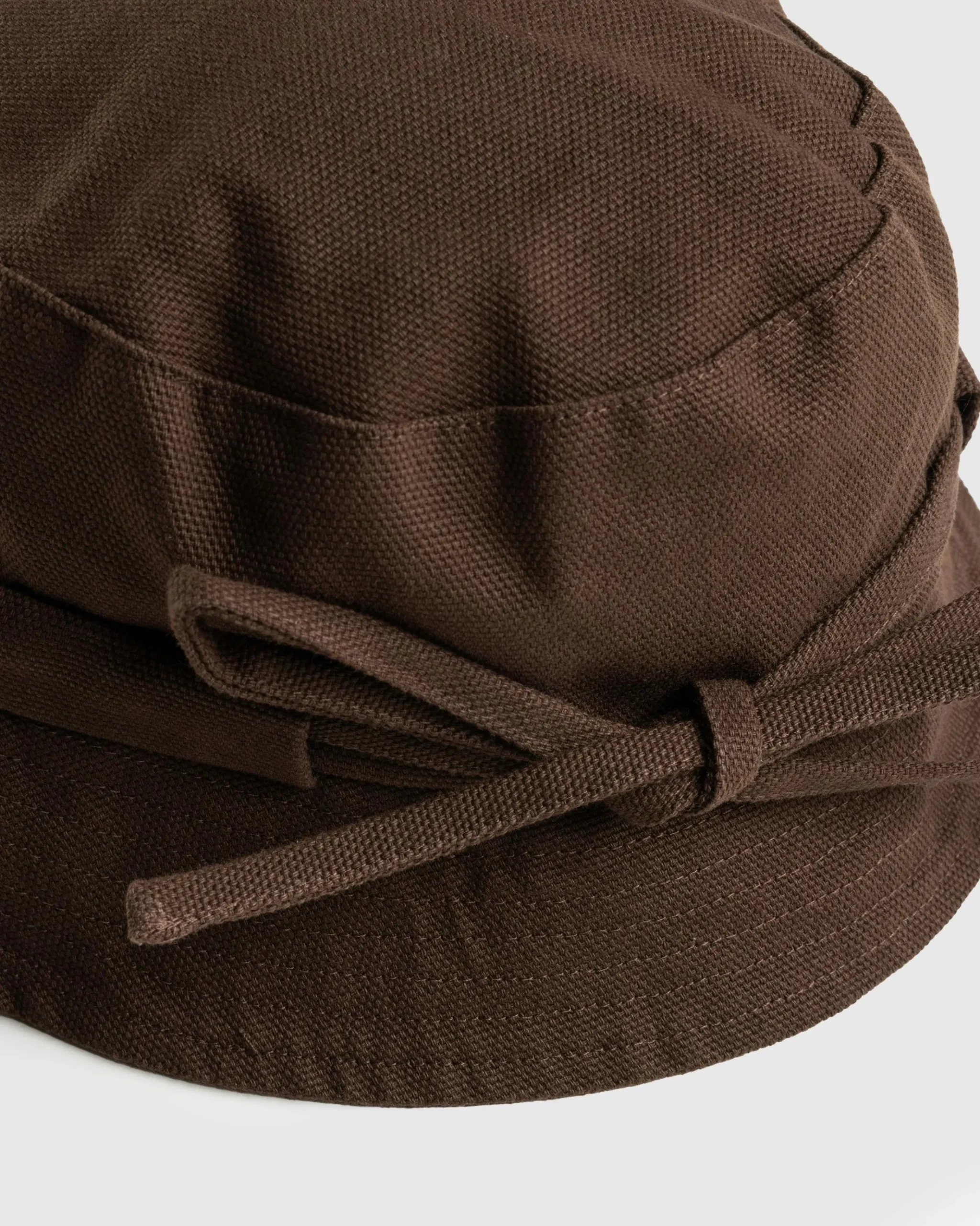 Shop JACQUEMUS Le Bob Gadjo brown