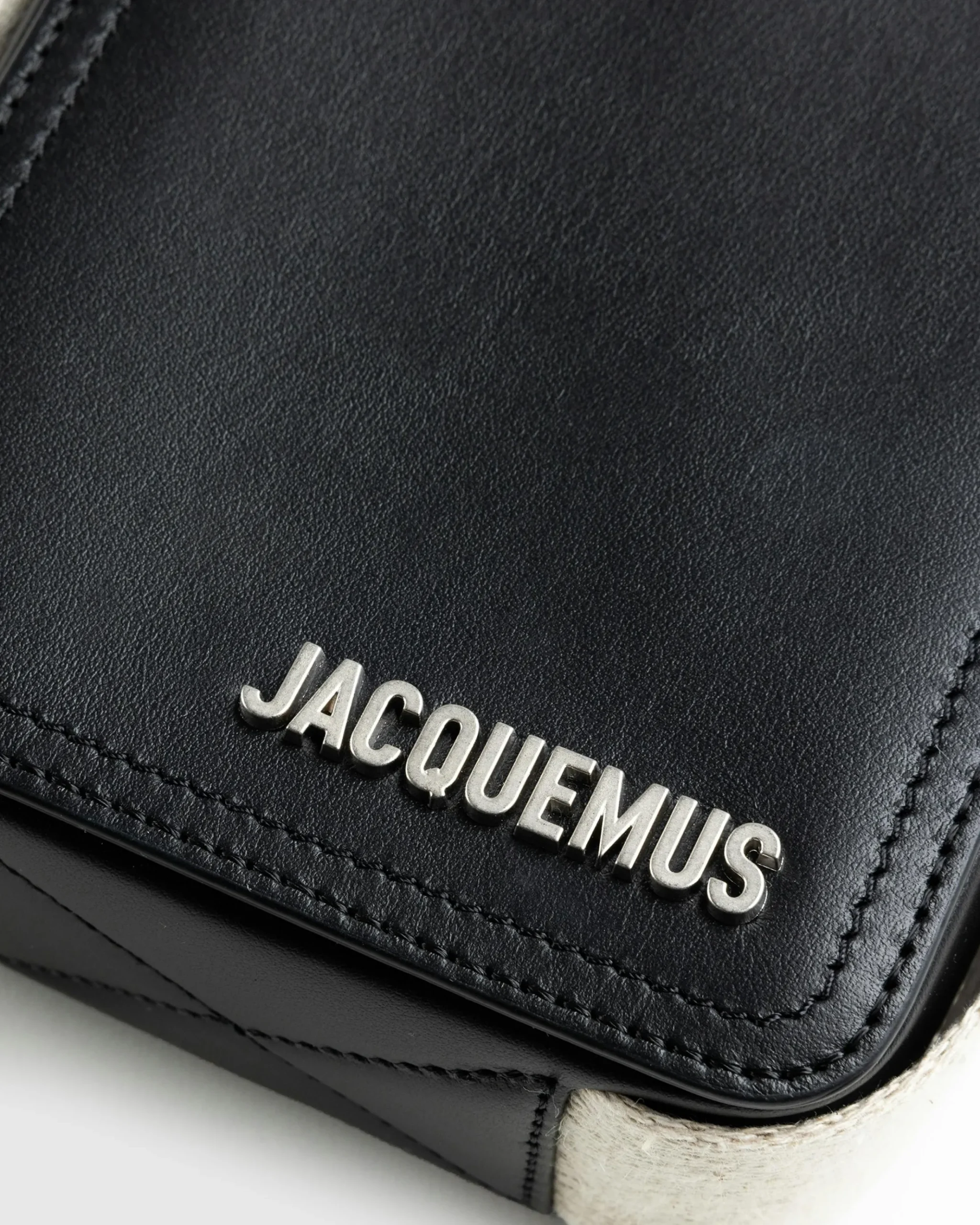 Fashion JACQUEMUS Le Cuerda Vertical black