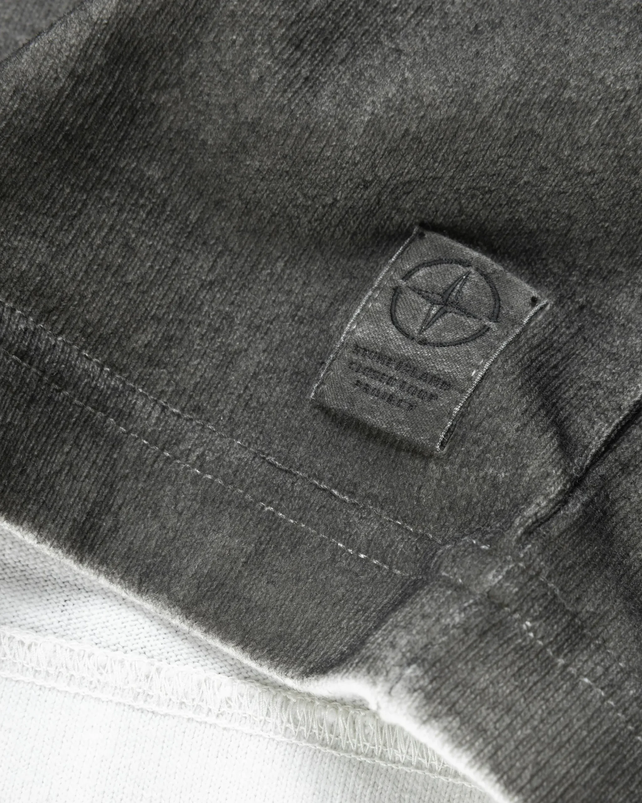Online Stone Island Logo T-Shirt Lead Grey leadgrey