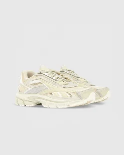Discount Reebok LTD Premier Road Ultra neutral