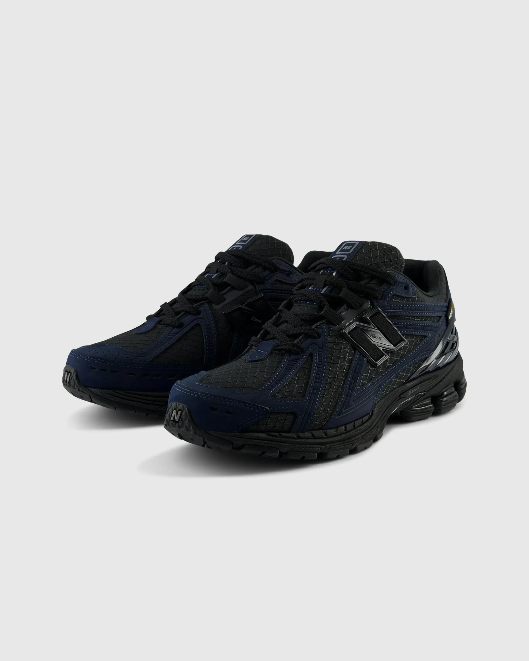 Best New Balance 1906R outerspace