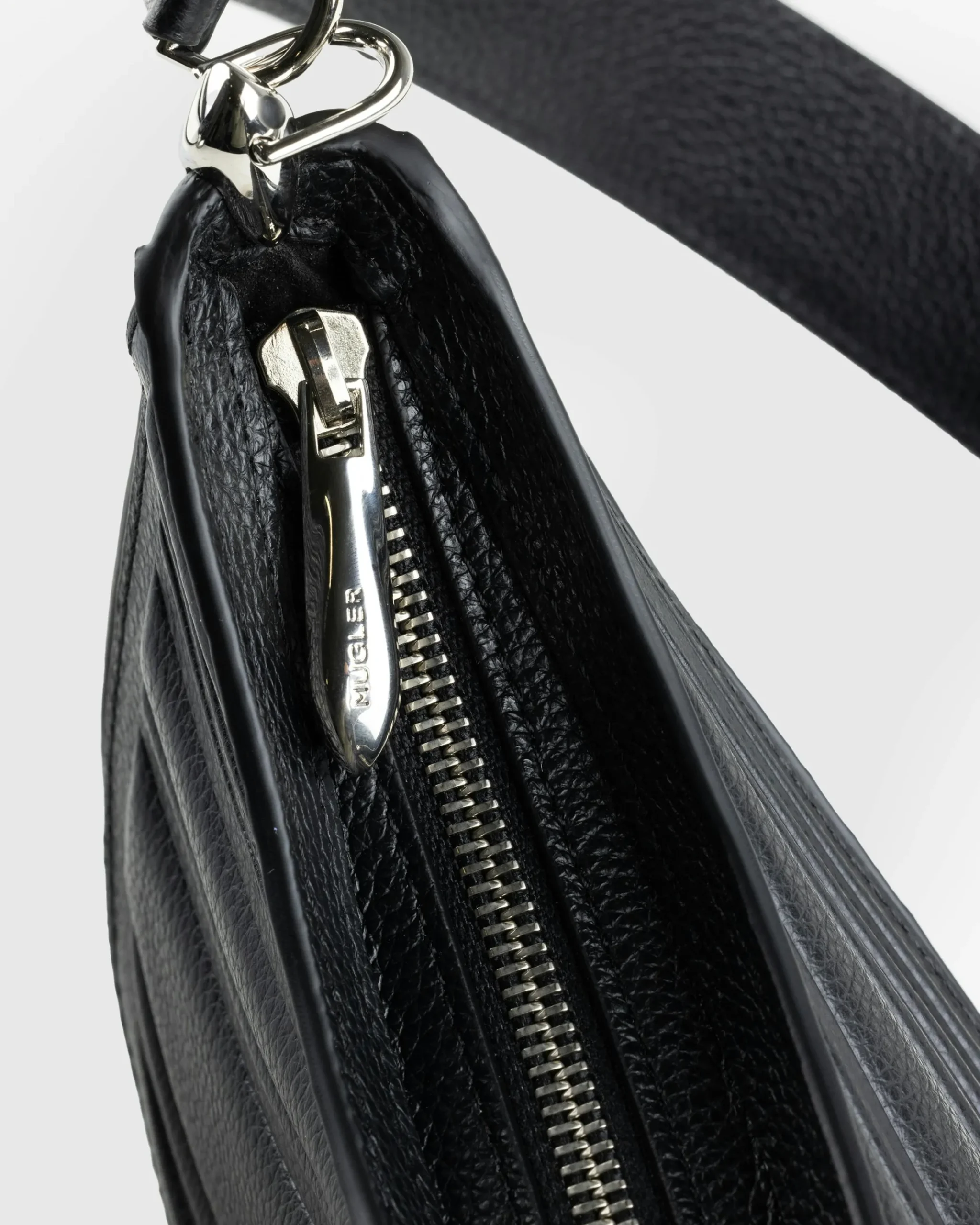 Best Sale Mugler Small Embossed Spiral Curve 01 black