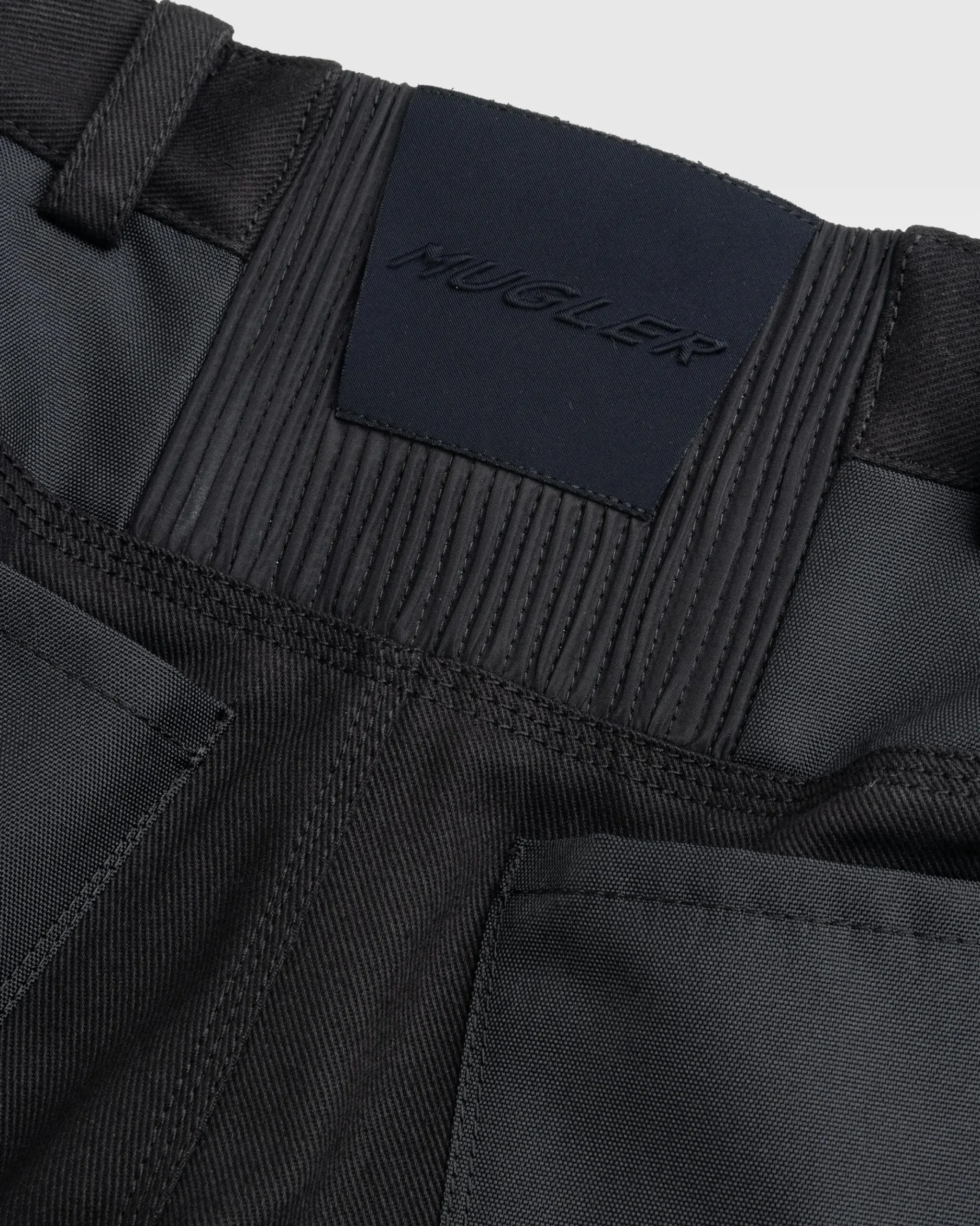 Best Sale Mugler Technical Fabric Cargo Shorts black/black