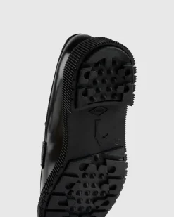 Hot Adieu Type 202 black